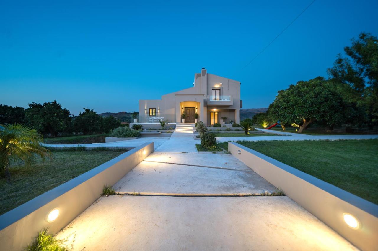 Villa Florentina ✩ Private Pool ✩ Bbq ✩ 7 Guests Alikianos Buitenkant foto
